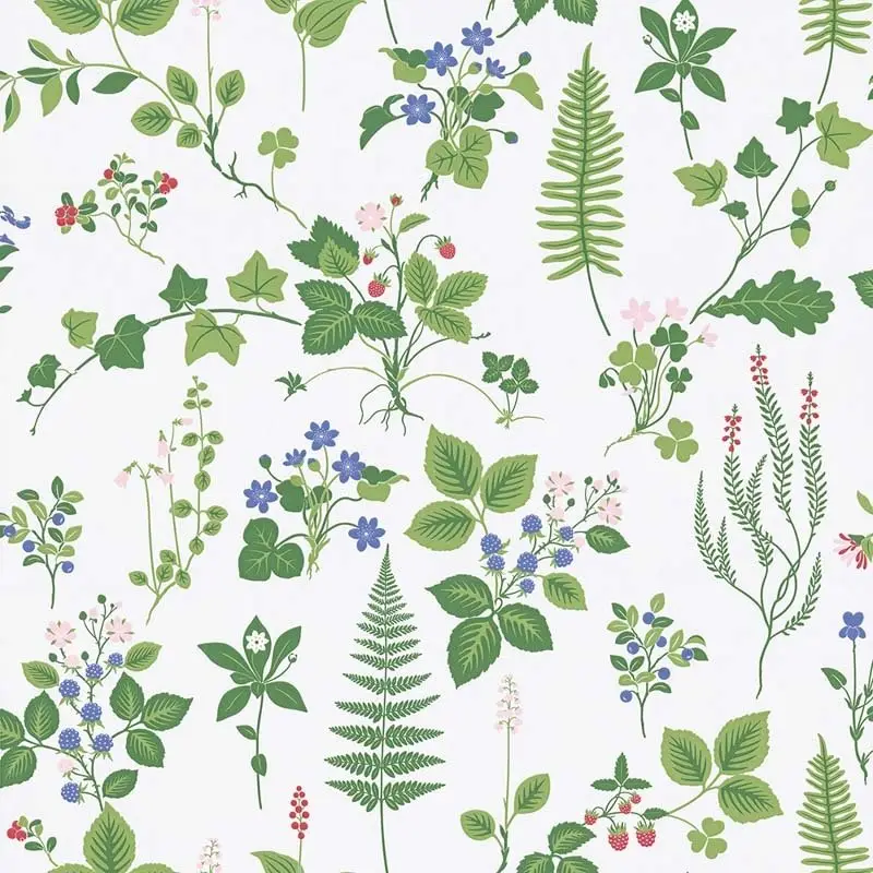 florale-landhaus-tapete-skogspromenad-grun Florale Tapete Sandudd Skogspromenad grün