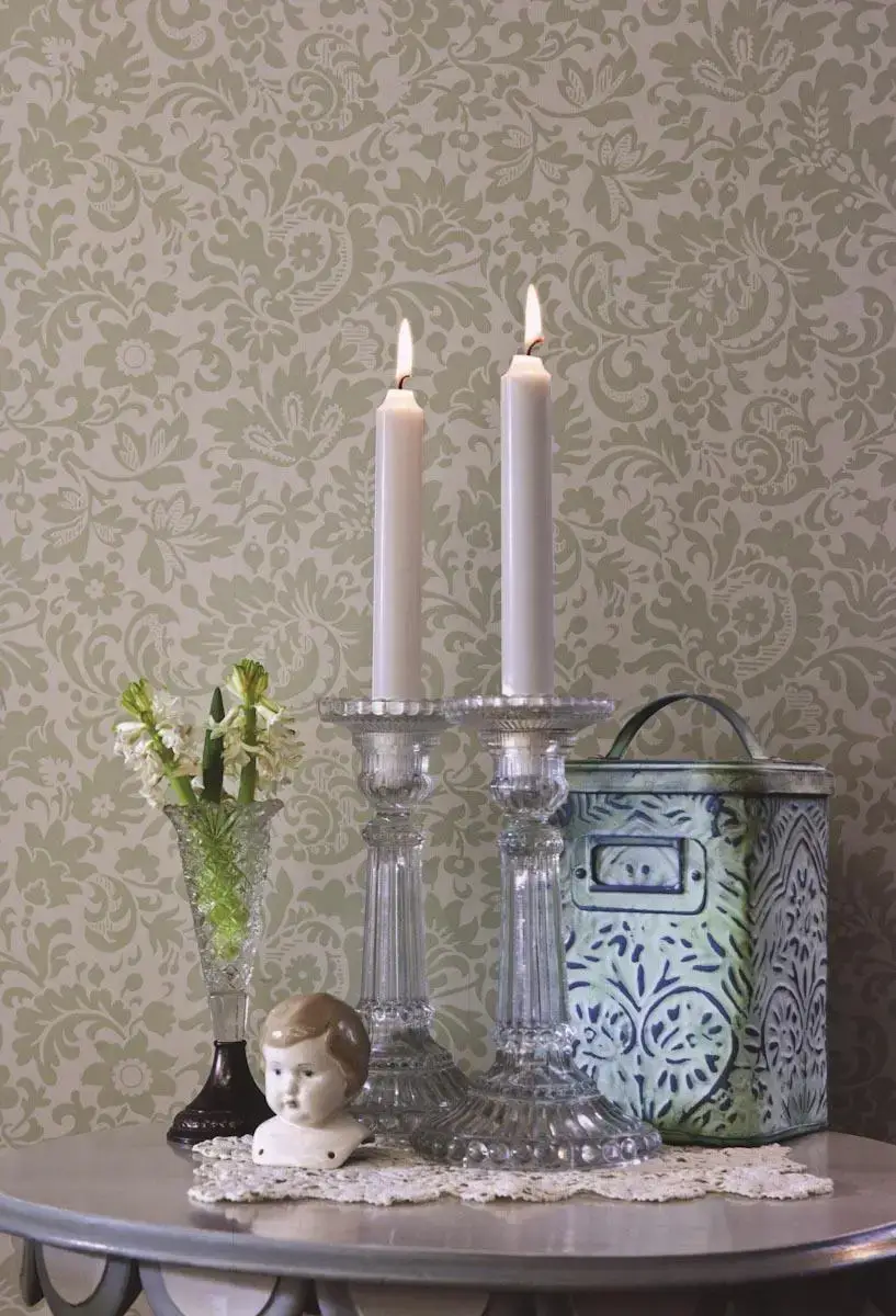 historische-tapete-classic-floral-raumbild Historische Tapete Classic Floral Raumbild