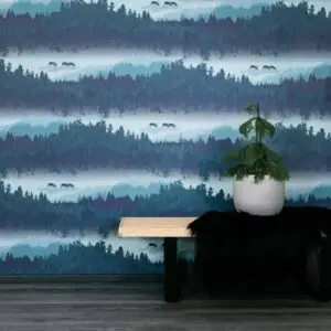 Kuru, Tapete mit skandinavischer Landschaft in blau, Raumbild